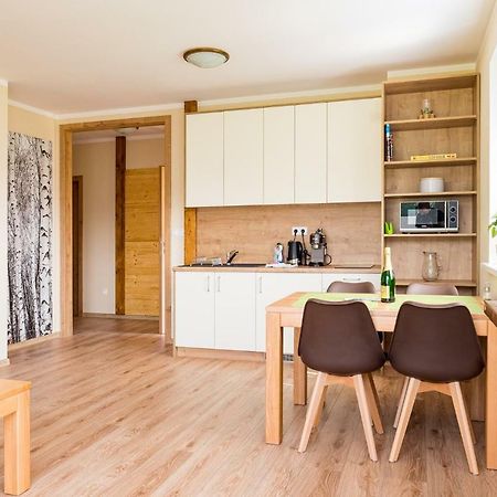 Elejan Apartment Bešeňová Екстериор снимка