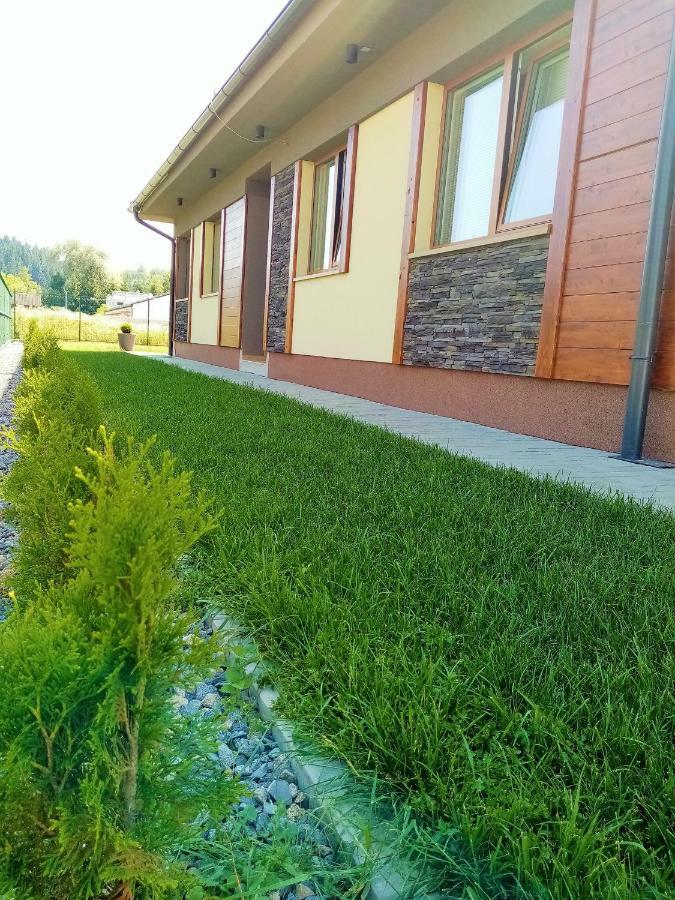 Elejan Apartment Bešeňová Екстериор снимка