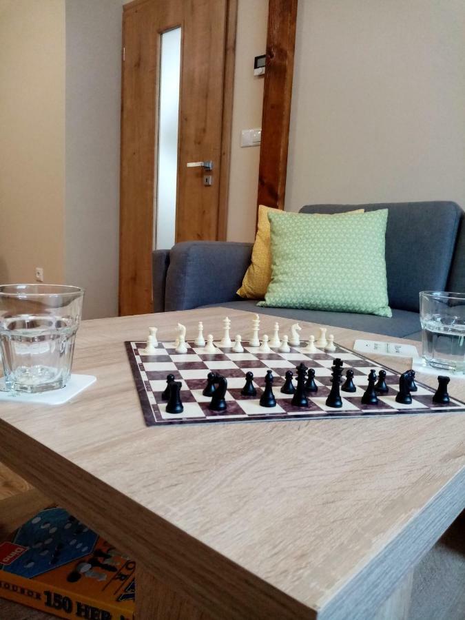 Elejan Apartment Bešeňová Екстериор снимка