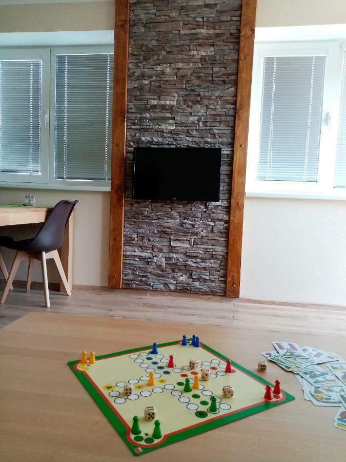 Elejan Apartment Bešeňová Екстериор снимка