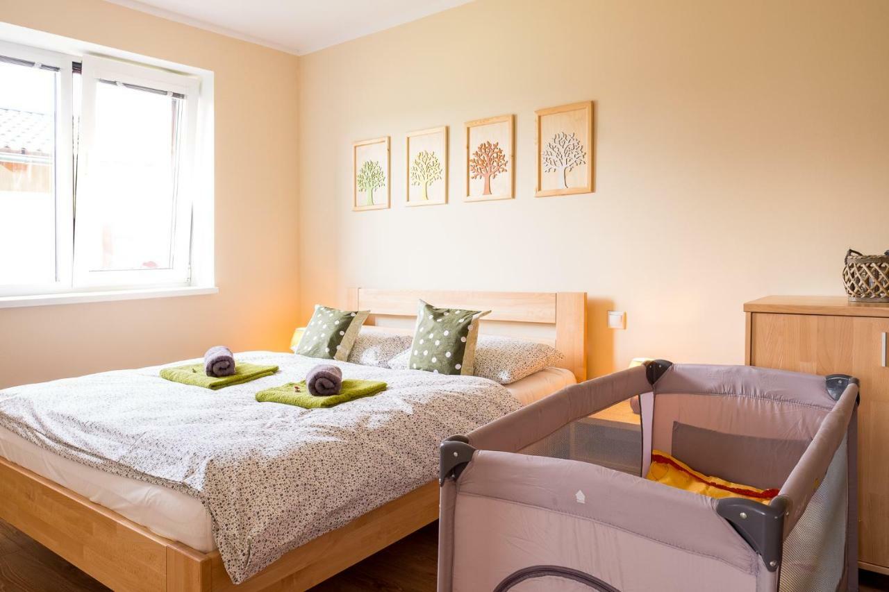 Elejan Apartment Bešeňová Екстериор снимка