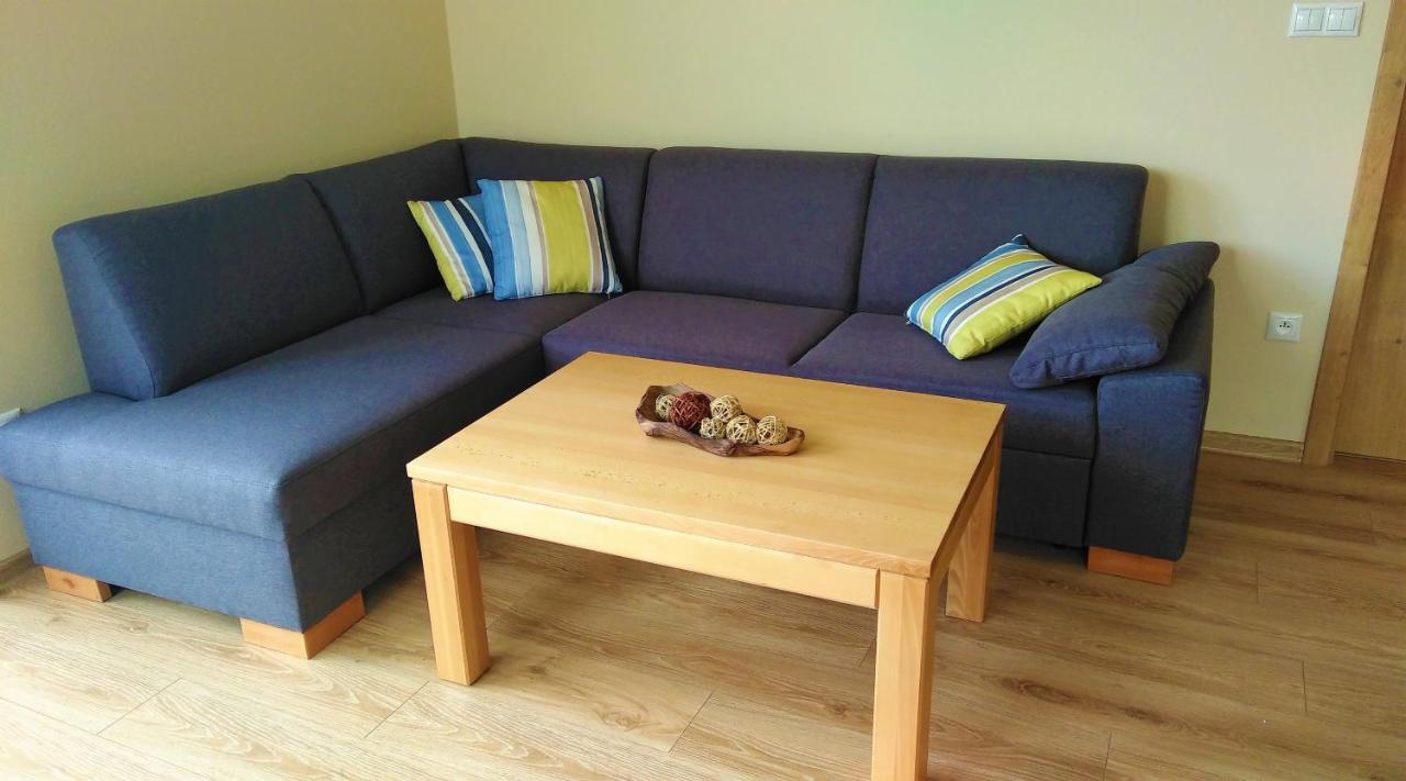 Elejan Apartment Bešeňová Екстериор снимка